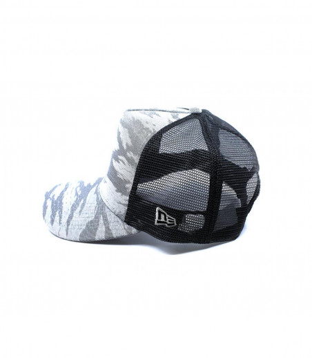 New Era Trucker New Era camo grau